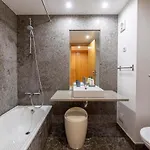 Elegant Marina View T2 Apartment- The Moorings Lagos