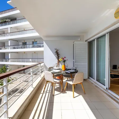 Elegant Marina View T2 Apartment- The Moorings Appartement