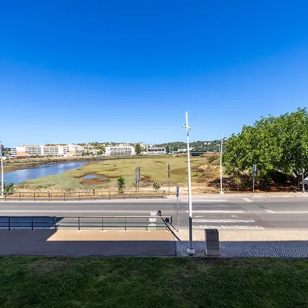 Elegant Marina View T2 Apartment- The Moorings Appartement Lagos